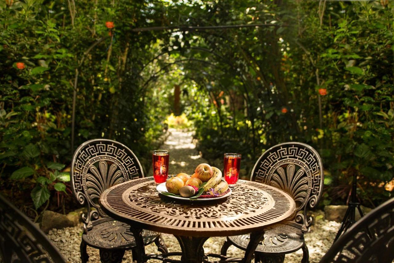 Itchimbia Garden Ayampe Montana Y Mar Villa Exterior photo