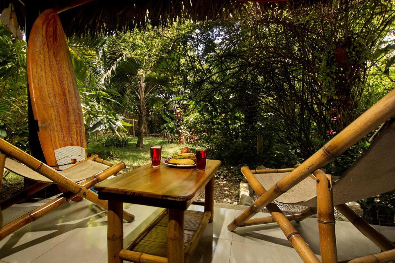 Itchimbia Garden Ayampe Montana Y Mar Villa Exterior photo